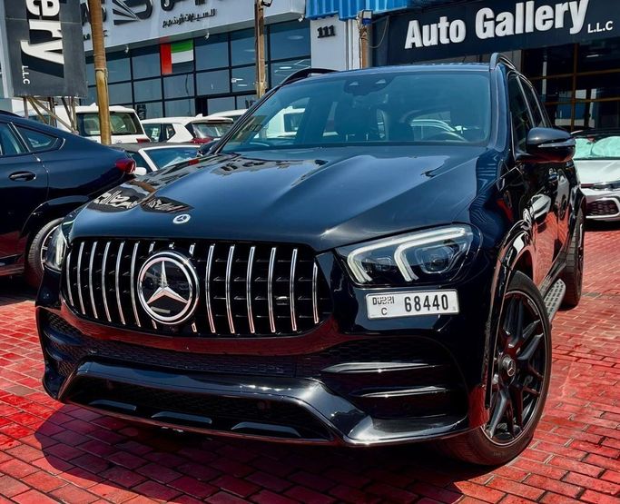 New Mercedes-Benz GLE AMG 53 AMG II (V167), 3.0 l, 2021 in Dubai by Auto Gallery DXB, Black color. GCC Specs | AUTO.AE
