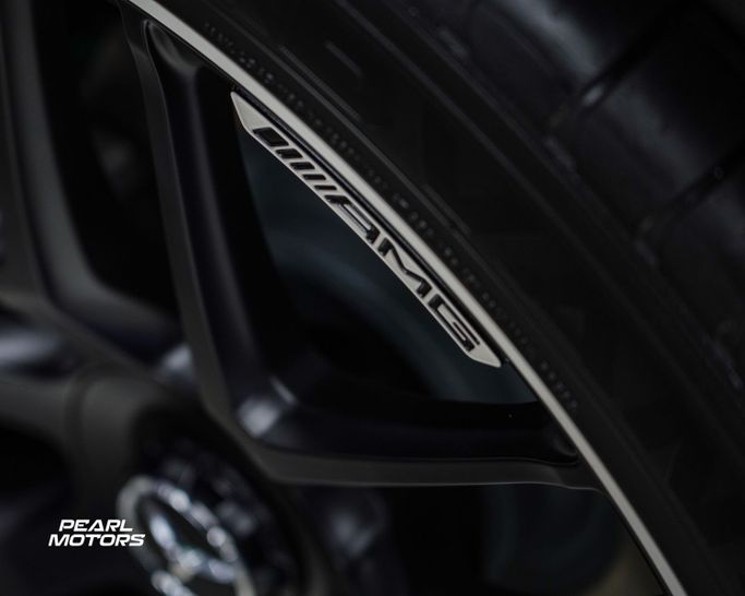 Новый Mercedes-Benz GLE AMG 53 AMG II (V167) Рестайлинг, 3.0 л, 2025 в Дубае от Pearl Motors Черный цвет. GCC | AUTO.AE
