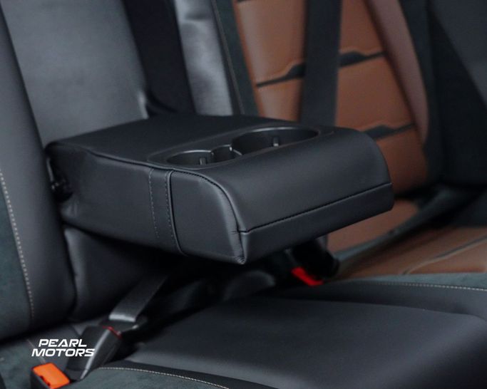Новый Mercedes-Benz GLE AMG 53 AMG II (V167) Рестайлинг, 3.0 л, 2025 в Дубае от Pearl Motors Черный цвет. GCC | AUTO.AE