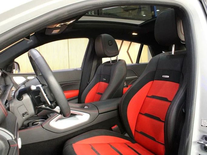 Подержанный Mercedes-Benz GLE AMG 53 AMG II (V167) Рестайлинг, 3.0 л, 2024 в Дубае от Hot Wheel Used Motors Серый цвет. GCC | AUTO.AE