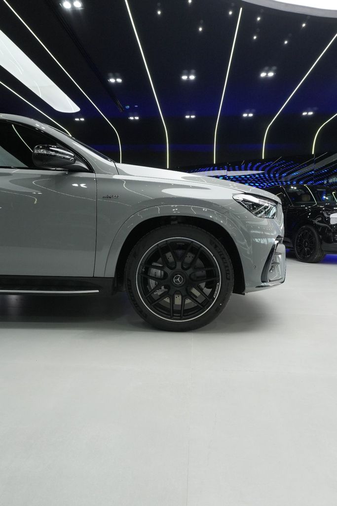 Новый Mercedes-Benz GLE AMG 53 AMG II (V167) Рестайлинг, 3.0 л, 2025 в Дубае от Carbon Edition Motors Белый цвет. Other | AUTO.AE