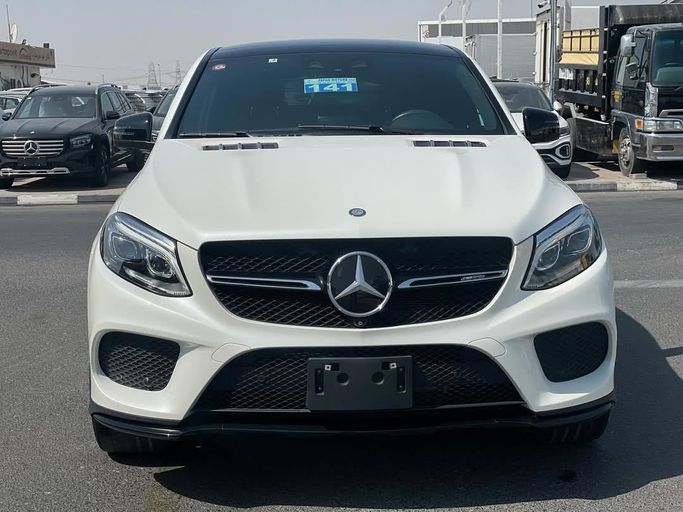 Подержанный Mercedes-Benz GLE AMG 43 AMG I (W166), 3.0 л, 2017 в Дубае от Japan Motors Белый цвет. Other | AUTO.AE