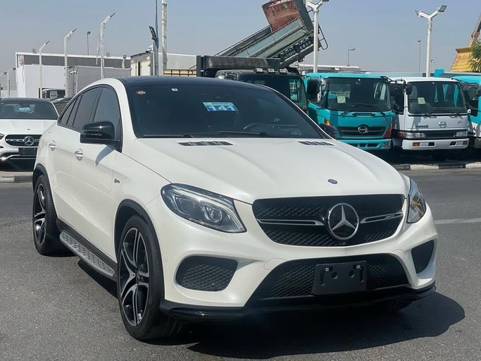Подержанный Mercedes-Benz GLE AMG 43 AMG I (W166), 3.0 л, 2017 в Дубае от Japan Motors Белый цвет. Other | AUTO.AE