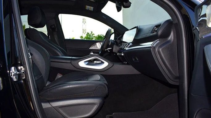 Подержанный Mercedes-Benz GLE AMG 63 AMG S II (V167), 4.0 л, 2021 в Дубае от Empire Motors Черный цвет. Американская | AUTO.AE