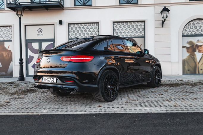 Used Mercedes-Benz GLE AMG 63 AMG S I (W166), 5.5 l, 2017 in Dubai, Black color. American Specs | AUTO.AE