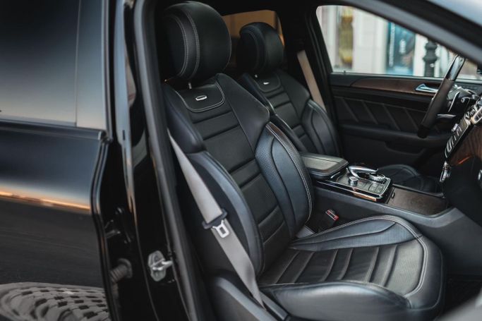 Used Mercedes-Benz GLE AMG 63 AMG S I (W166), 5.5 l, 2017 in Dubai, Black color. American Specs | AUTO.AE