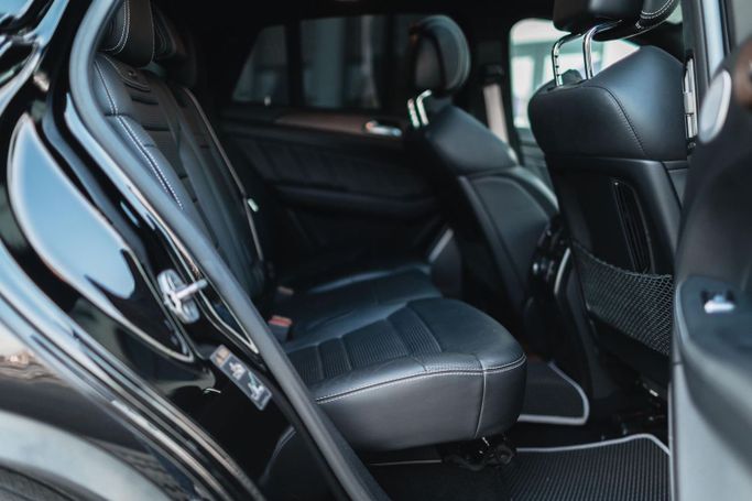 Used Mercedes-Benz GLE AMG 63 AMG S I (W166), 5.5 l, 2017 in Dubai, Black color. American Specs | AUTO.AE