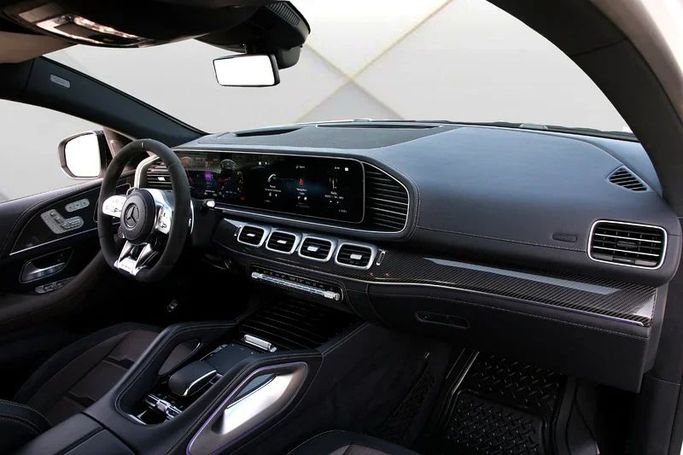 Подержанный Mercedes-Benz GLE Coupe AMG 53 AMG II (C167), 3.0 л, 2021 в Дубае от Mohammad Alkarak Motors Белый цвет. GCC | AUTO.AE