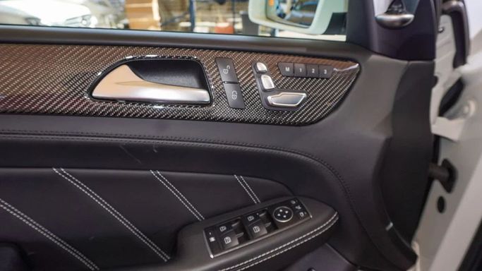 Подержанный Mercedes-Benz GLE Coupe AMG 63 AMG S I (C292), 5.5 л, 2017 в Дубае от Ibitisam Motors Белый цвет.  | AUTO.AE