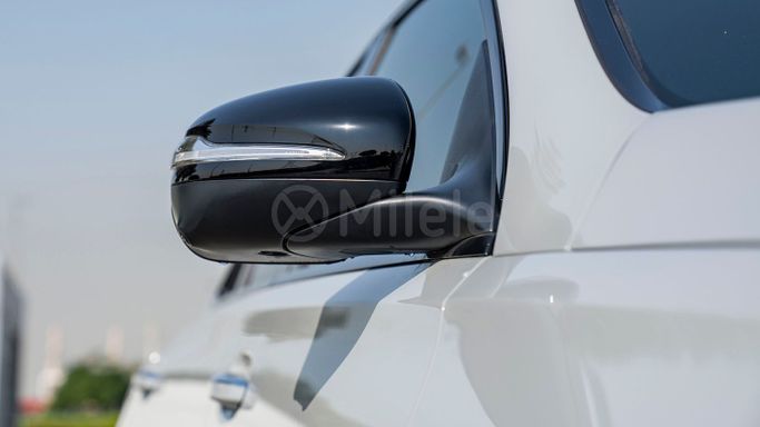 Новый Mercedes-Benz GLE Coupe AMG 53 AMG II (C167) Рестайлинг, 3.0 л, 2025 в Дубае от Milele Серый цвет. Other | AUTO.AE