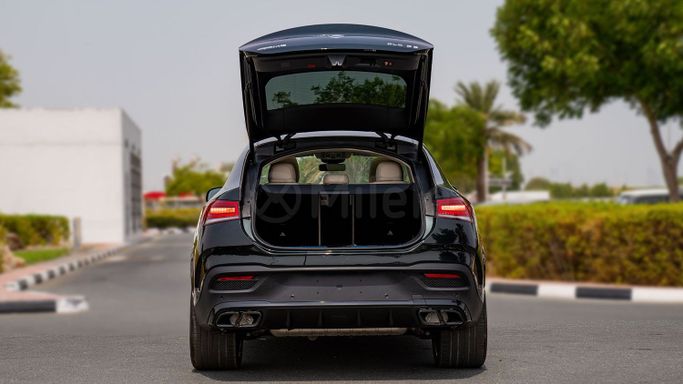 Новый Mercedes-Benz GLE Coupe AMG 63 AMG II (C167), 4.0 л, 2023 в Дубае от Milele Черный цвет. Other | AUTO.AE