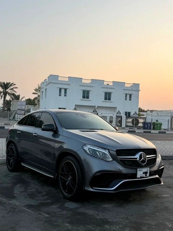 Подержанный Mercedes-Benz GLE Coupe AMG 63 AMG I (C292), 5.5 л, 2019 в Дубае от Platform Used Cars Серый цвет. Американская | AUTO.AE