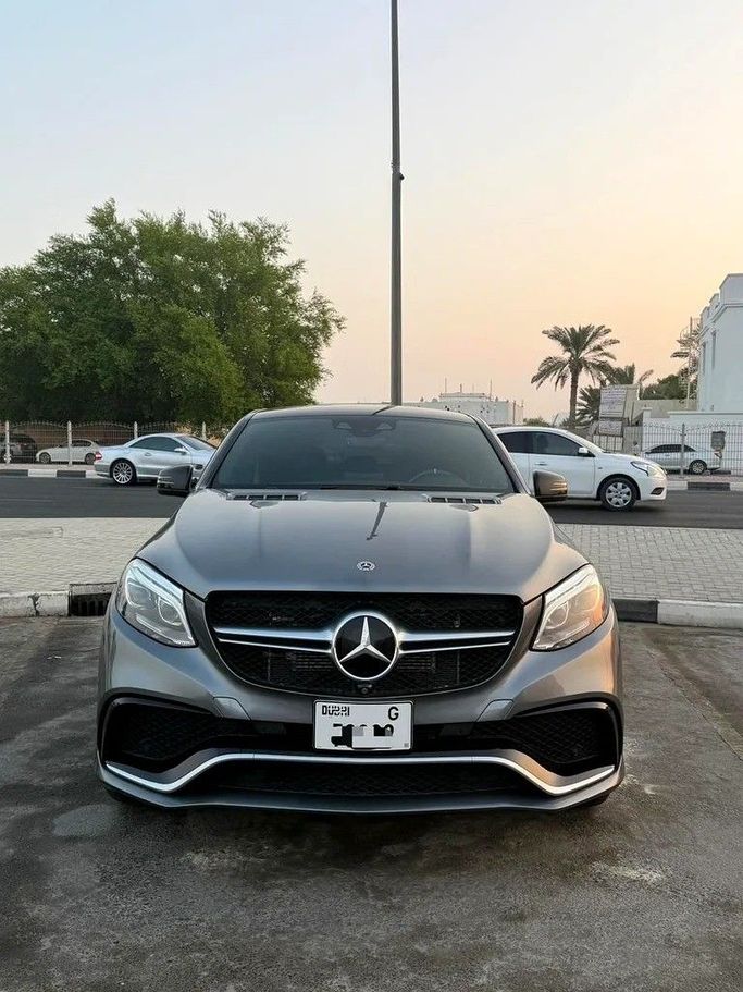 Подержанный Mercedes-Benz GLE Coupe AMG 63 AMG I (C292), 5.5 л, 2019 в Дубае от Platform Used Cars Серый цвет. Американская | AUTO.AE