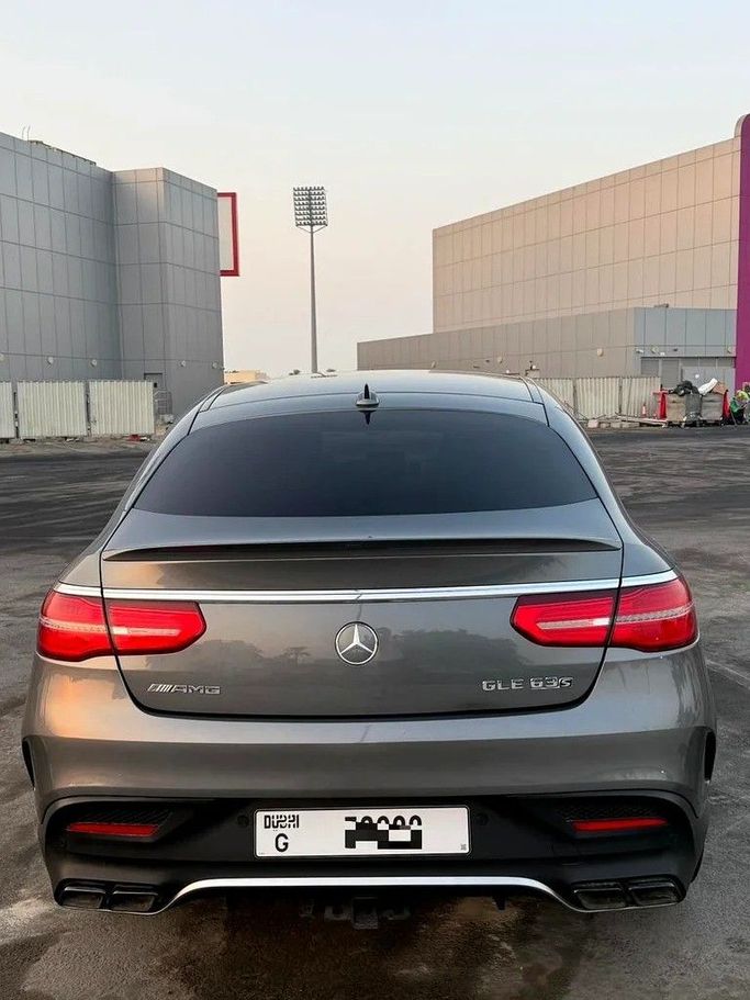 Подержанный Mercedes-Benz GLE Coupe AMG 63 AMG I (C292), 5.5 л, 2019 в Дубае от Platform Used Cars Серый цвет. Американская | AUTO.AE