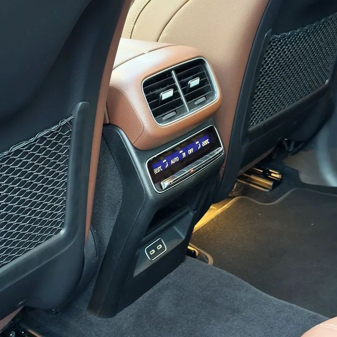 Новый Mercedes-Benz GLE Coupe 350 II (C167) Рестайлинг, 2.0 л, 2025 в Дубае от Sola Motors Черный цвет. Европейская | AUTO.AE