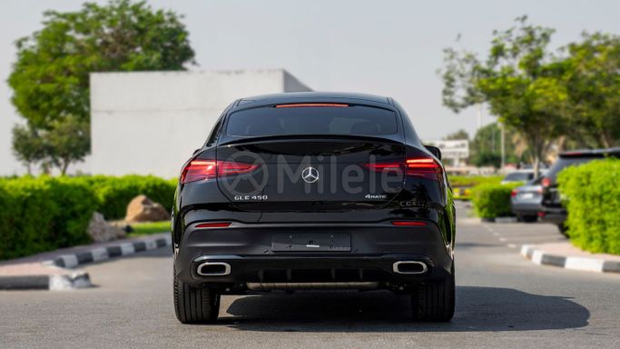 Новый Mercedes-Benz GLE Coupe 450 II (C167) Рестайлинг, 3.0 л, 2025 в Дубае от Milele Черный цвет. Other | AUTO.AE