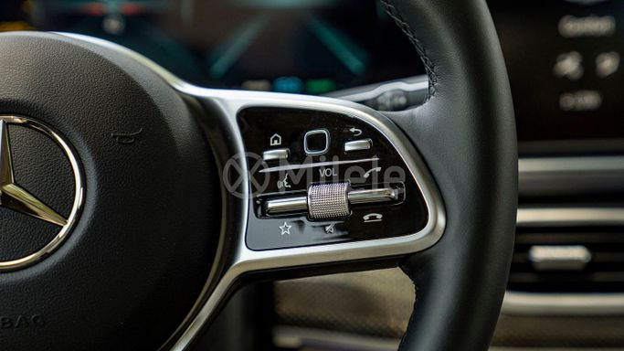 Новый Mercedes-Benz GLE Coupe 450 II (C167), 3.0 л, 2023 в Дубае от Milele Серебристый цвет. Other | AUTO.AE