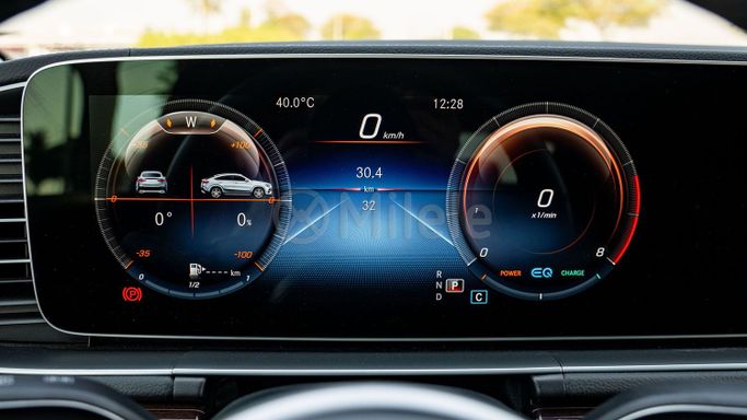 Новый Mercedes-Benz GLE Coupe 450 II (C167), 3.0 л, 2023 в Дубае от Milele Белый цвет. Other | AUTO.AE