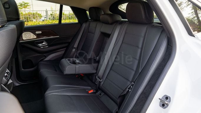 Новый Mercedes-Benz GLE Coupe 450 II (C167), 3.0 л, 2023 в Дубае от Milele Белый цвет. Other | AUTO.AE