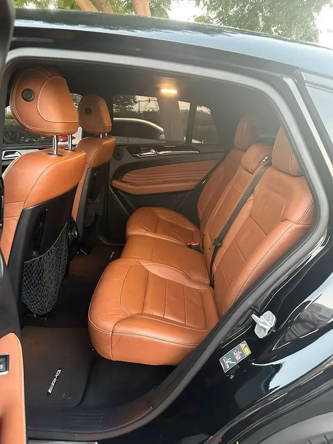 Подержанный Mercedes-Benz GLE Coupe 450 AMG I (C292), 3.0 л, 2016 в Дубае от First Choice Motors Черный цвет. GCC | AUTO.AE