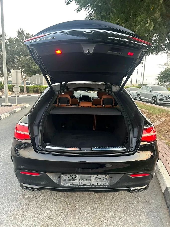 Подержанный Mercedes-Benz GLE Coupe 450 AMG I (C292), 3.0 л, 2016 в Дубае от First Choice Motors Черный цвет. GCC | AUTO.AE