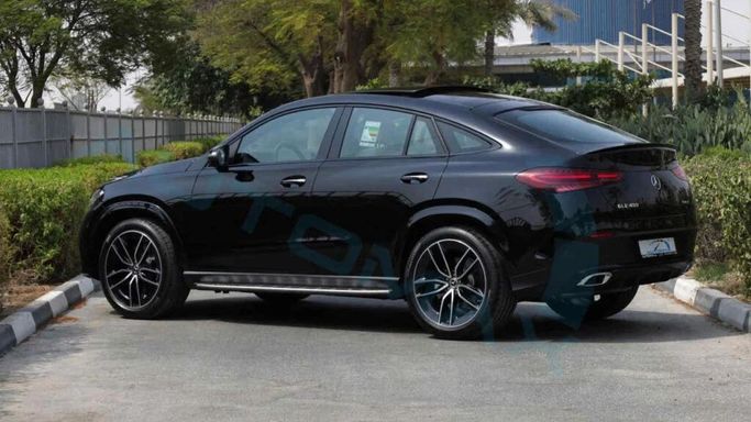 New Mercedes-Benz GLE 450 II (V167) Facelift, 3.0 l, 2025 in Dubai by Auto Max Group, Black color. GCC Specs | AUTO.AE