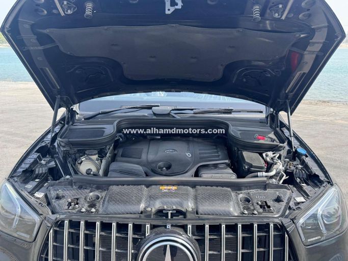 Подержанный Mercedes-Benz GLE 450 II (V167), 3.0 л, 2020 в Дубае от Alhamd Motors Черный цвет. Other | AUTO.AE