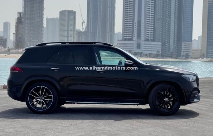 Подержанный Mercedes-Benz GLE 450 II (V167), 3.0 л, 2020 в Дубае от Alhamd Motors Черный цвет. Other | AUTO.AE