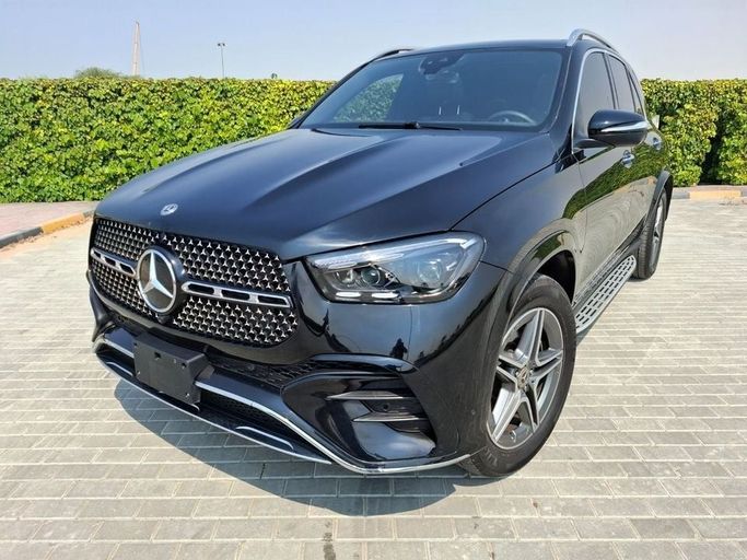 Подержанный Mercedes-Benz GLE 350 II (V167) Рестайлинг, 2.0 л, 2024 в Дубае от Barkat Alrahmen Motors Черный цвет. Канадская | AUTO.AE