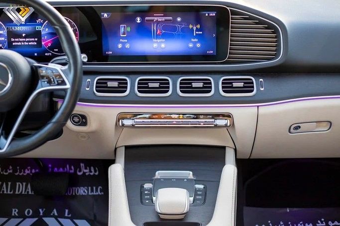 Used Mercedes-Benz GLE 450 II (V167) Facelift, 3.0 l, 2024 in Dubai by Royal Diamond Motors, Black color. GCC Specs | AUTO.AE