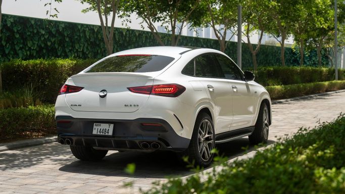 مستعملة Mercedes-Benz GLE 450 II (V167), 3.0 l, 2021 في في دبي، اللون أبيض. المواصفات الأوروبية | AUTO.AE | إعلان #258687