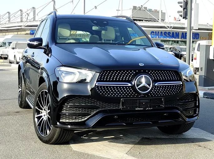 Used Mercedes-Benz GLE 450 II (V167), 3.0 l, 2021 in Dubai by Auto Gallery DXB, Black color. GCC Specs | AUTO.AE | Listing #259765