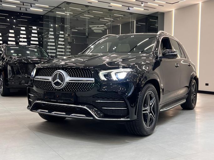 Подержанный Mercedes-Benz GLE 450 II (V167), 3.0 л, 2022 в Дубае от SYARTI CAR TRADING Черный цвет. GCC | AUTO.AE | Объявление #273820