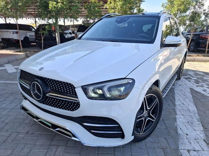 Подержанный ⁦Mercedes-Benz GLE 450 II (V167), 3.0 л, 2020⁩ в ОАЭ, Дубай от Barkat Alrahmen Motors Белый цвет. Корейская | AUTO.AE | Объявление #290371