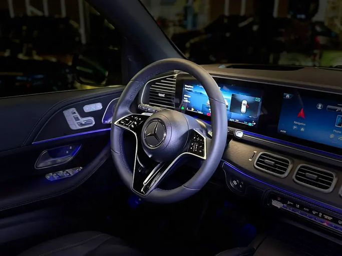 New Mercedes-Benz GLE 450 II (V167) Facelift, 3.0 l, 2024 in UAE, Dubai by GE Motors, Black color. Other | AUTO.AE | Listing #295529 — photo 13 of 19