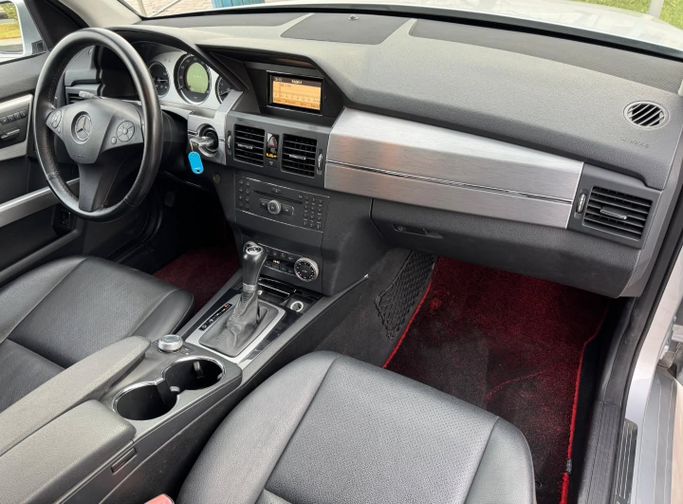 Used Mercedes-Benz GLK-Class 350 I (X204), 3.0 l, 2010 in Dubai by Saeed Auto, Silver color. Japanese Specs | AUTO.AE