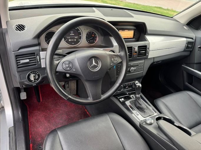 Used Mercedes-Benz GLK-Class 350 I (X204), 3.0 l, 2010 in Dubai by Saeed Auto, Silver color. Japanese Specs | AUTO.AE