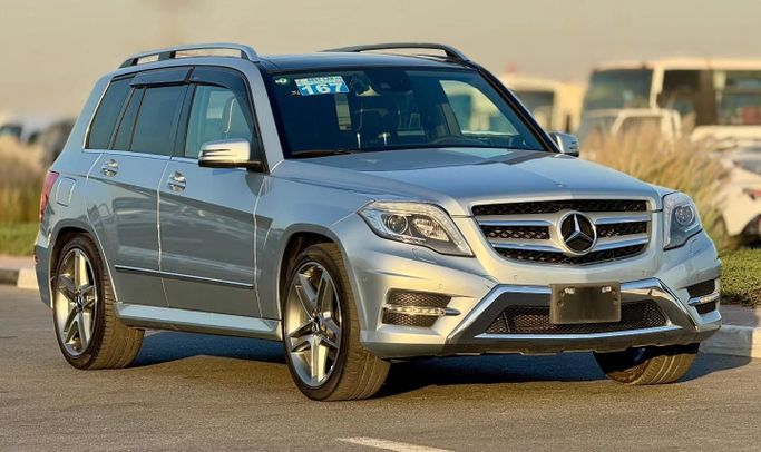 Подержанный Mercedes-Benz GLK-Class 350 I (X204) Рестайлинг, 3.5 л, 2013 в Дубае от Saeed Auto Серый цвет. Японская | AUTO.AE