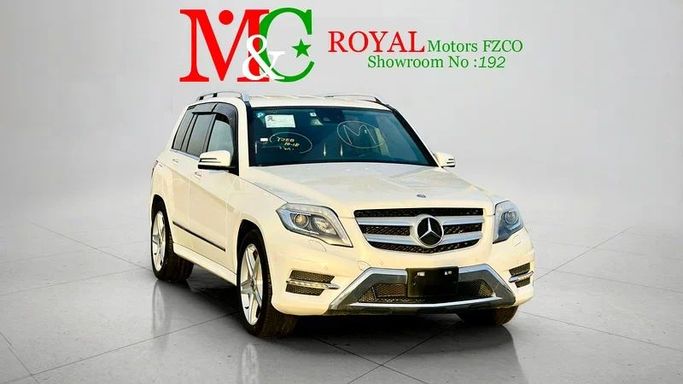Used Mercedes-Benz GLK-Class 350 I (X204) Facelift, 3.5 l, 2013 in Dubai by Mirza Automobile FZE, White color. Japanese Specs | AUTO.AE
