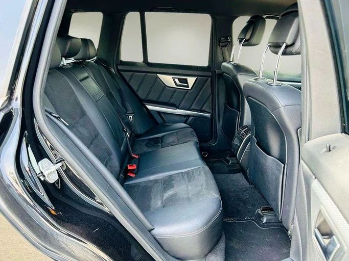 Used Mercedes-Benz GLK-Class 350 I (X204) Facelift, 3.5 l, 2013 in Dubai by Mirza Automobile FZE, Black color. Japanese Specs | AUTO.AE