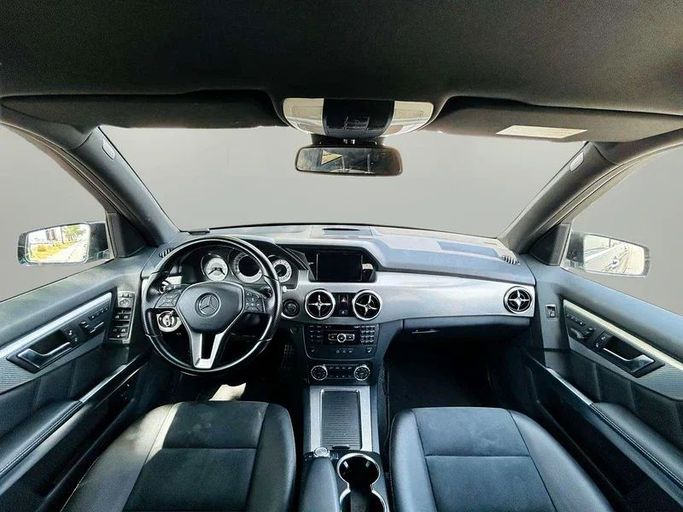 Used Mercedes-Benz GLK-Class 350 I (X204) Facelift, 3.5 l, 2013 in Dubai by Mirza Automobile FZE, Black color. Japanese Specs | AUTO.AE