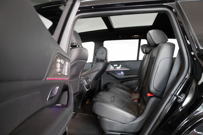 Mercedes-Benz GLS AMG 63 AMG II (X167), 2021 رجال الأعمال دفع رباعي 5 أبواب للتأجير في في دبي من Macan Luxury Motors، اللون أسود | AUTO.AE