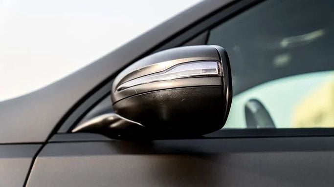 Подержанный Mercedes-Benz GLS AMG 63 AMG II (X167), 4.0 л, 2023 в Дубае от 8 Ba Motors Черный цвет. Японская | AUTO.AE
