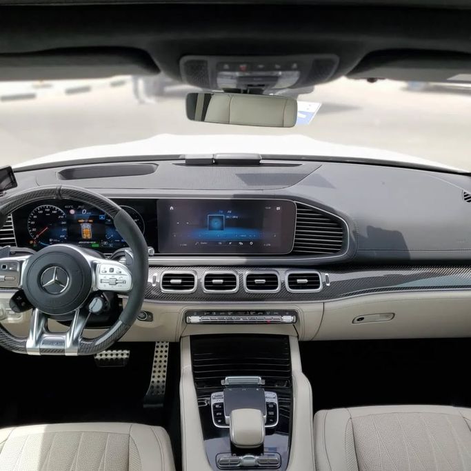 Подержанный Mercedes-Benz GLS AMG 63 AMG II (X167) Рестайлинг, 4.0 л, 2023 в Дубае от Japan Motors Белый цвет. Японская | AUTO.AE