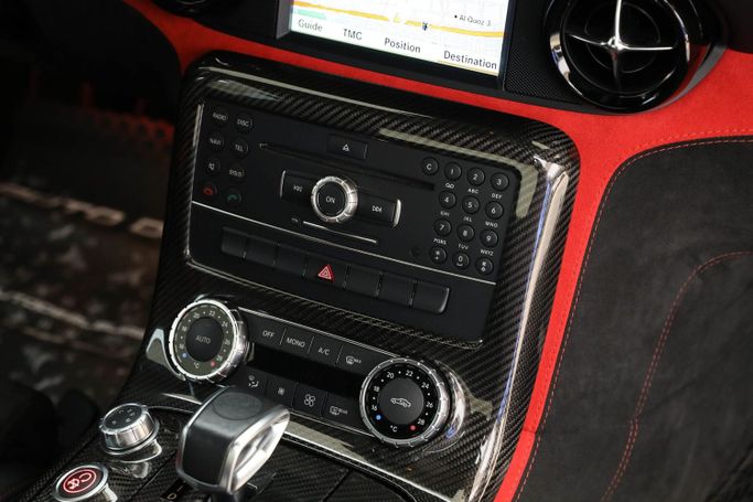 Подержанный Mercedes-Benz GLS AMG 63 AMG II (X167), 4.0 л, 2022 в Дубае от AUTO DEALS Черный цвет. Европейская | AUTO.AE