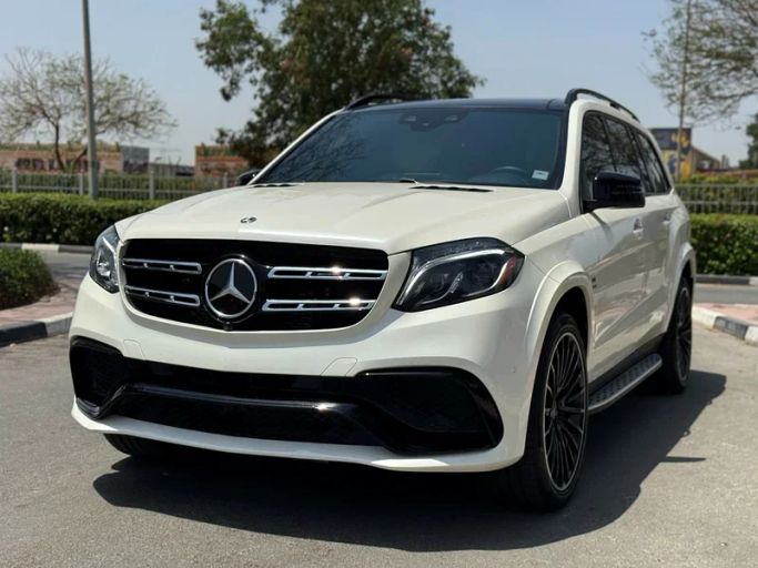 Подержанный Mercedes-Benz GLS AMG 63 AMG I (X166), 5.5 л, 2019 в Дубае от 99 Motors LLC Белый цвет. Американская | AUTO.AE