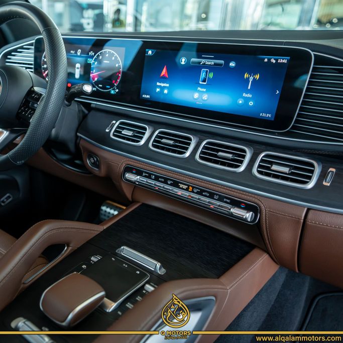Used Mercedes-Benz GLS 580 II (X167) Facelift, 4.0 l, 2024 in Dubai by Q Motors, Grey color. GCC Specs | AUTO.AE