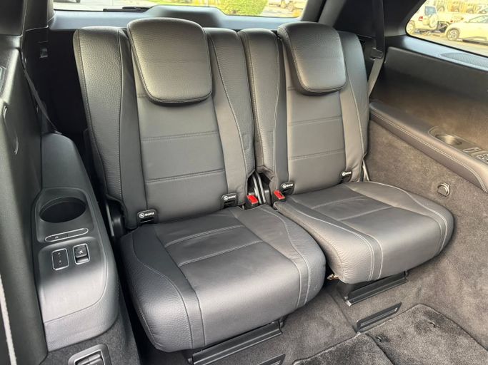 Подержанный Mercedes-Benz GLS 580 II (X167), 4.0 л, 2021 в Дубае от Saeed Auto Черный цвет. Японская | AUTO.AE