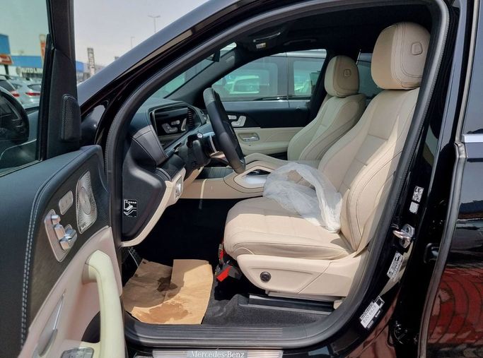 New Mercedes-Benz GLS 450 II (X167) Facelift, 3.0 l, 2025 in Dubai by Auto Gallery DXB, Black color. GCC Specs | AUTO.AE
