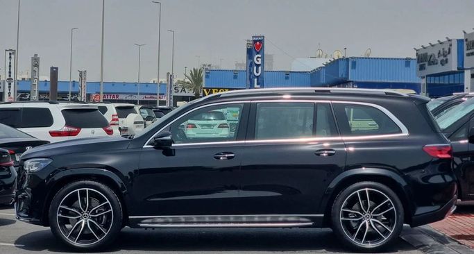 New Mercedes-Benz GLS 450 II (X167) Facelift, 3.0 l, 2025 in Dubai by Auto Gallery DXB, Black color. GCC Specs | AUTO.AE